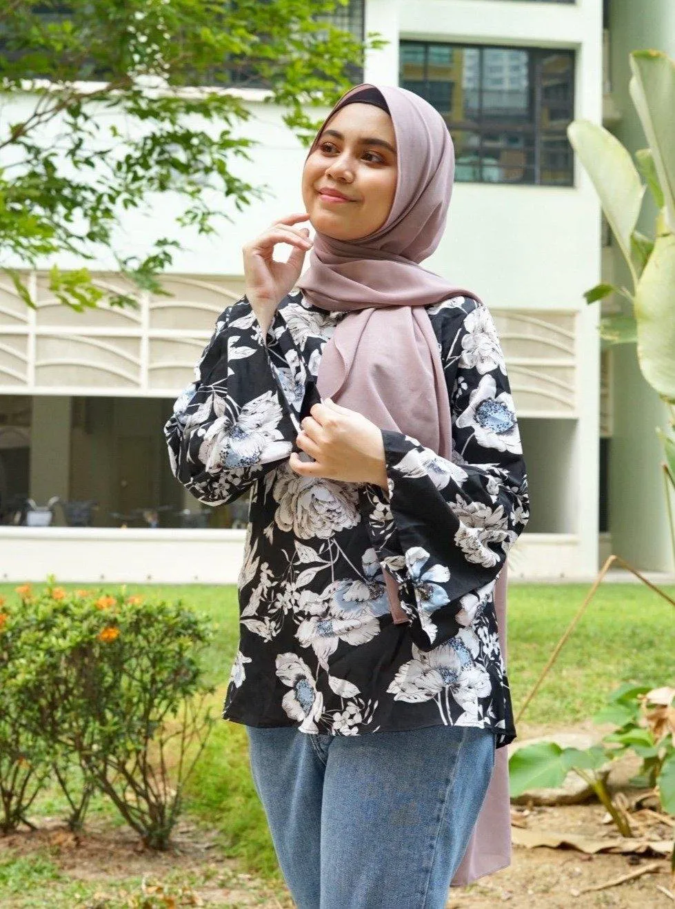 Basic  Floral TOP - Dora