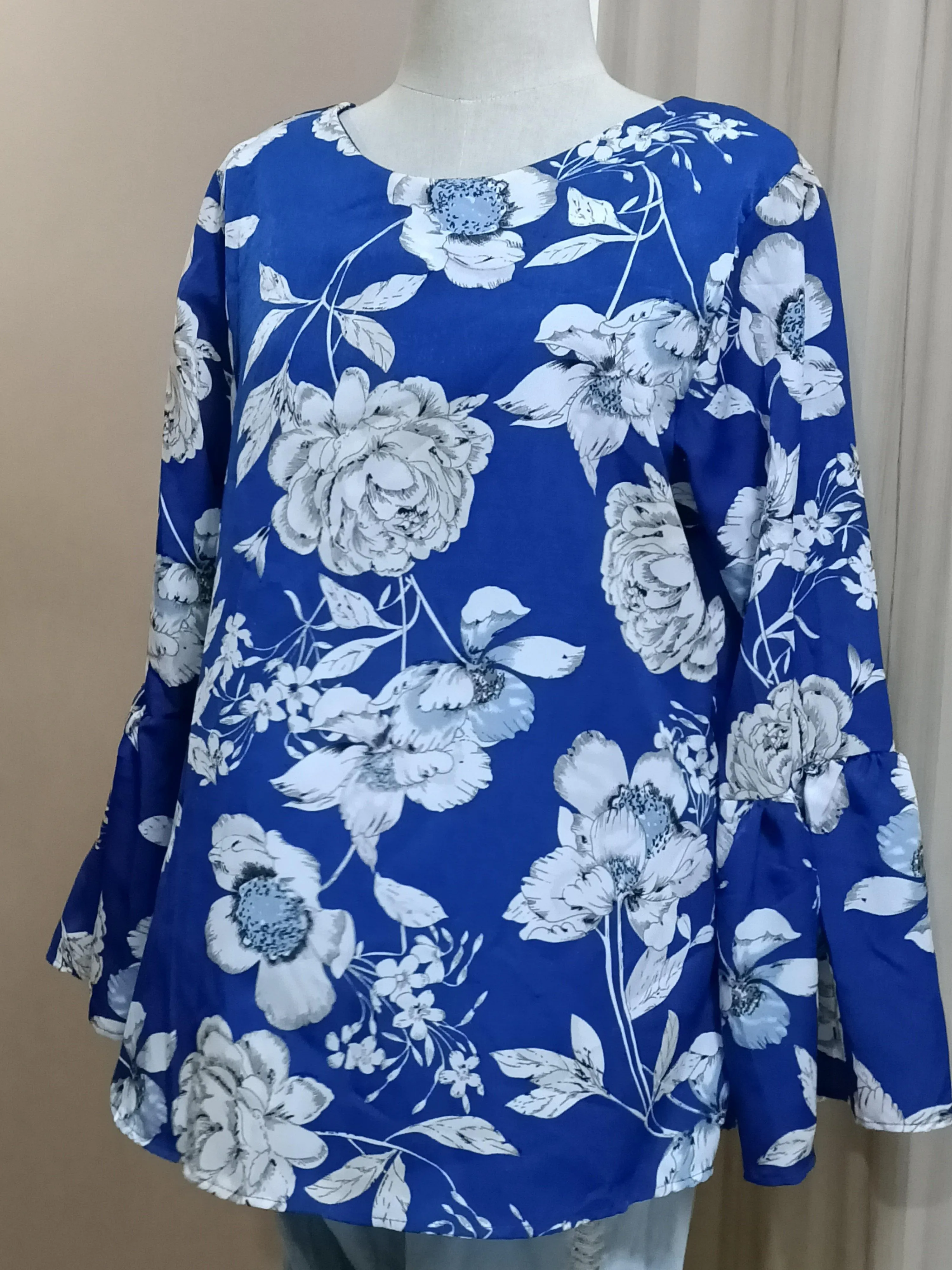 Basic  Floral TOP - Dora