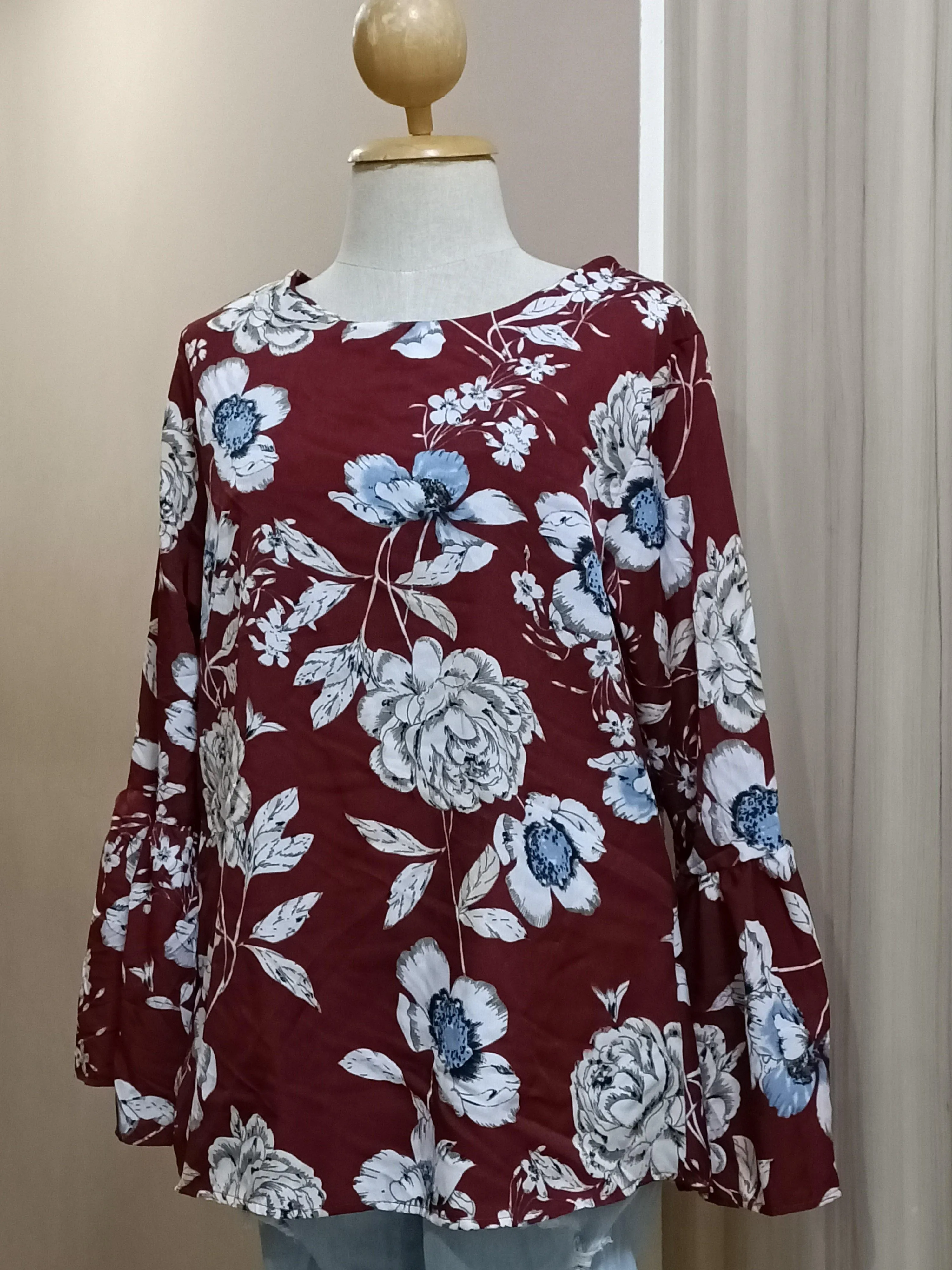 Basic  Floral TOP - Dora
