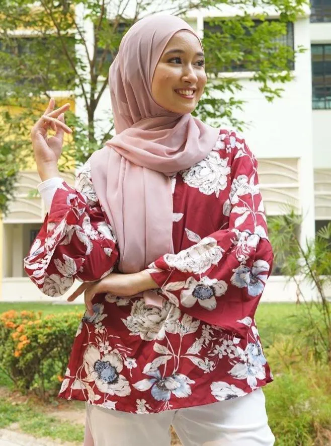 Basic  Floral TOP - Dora