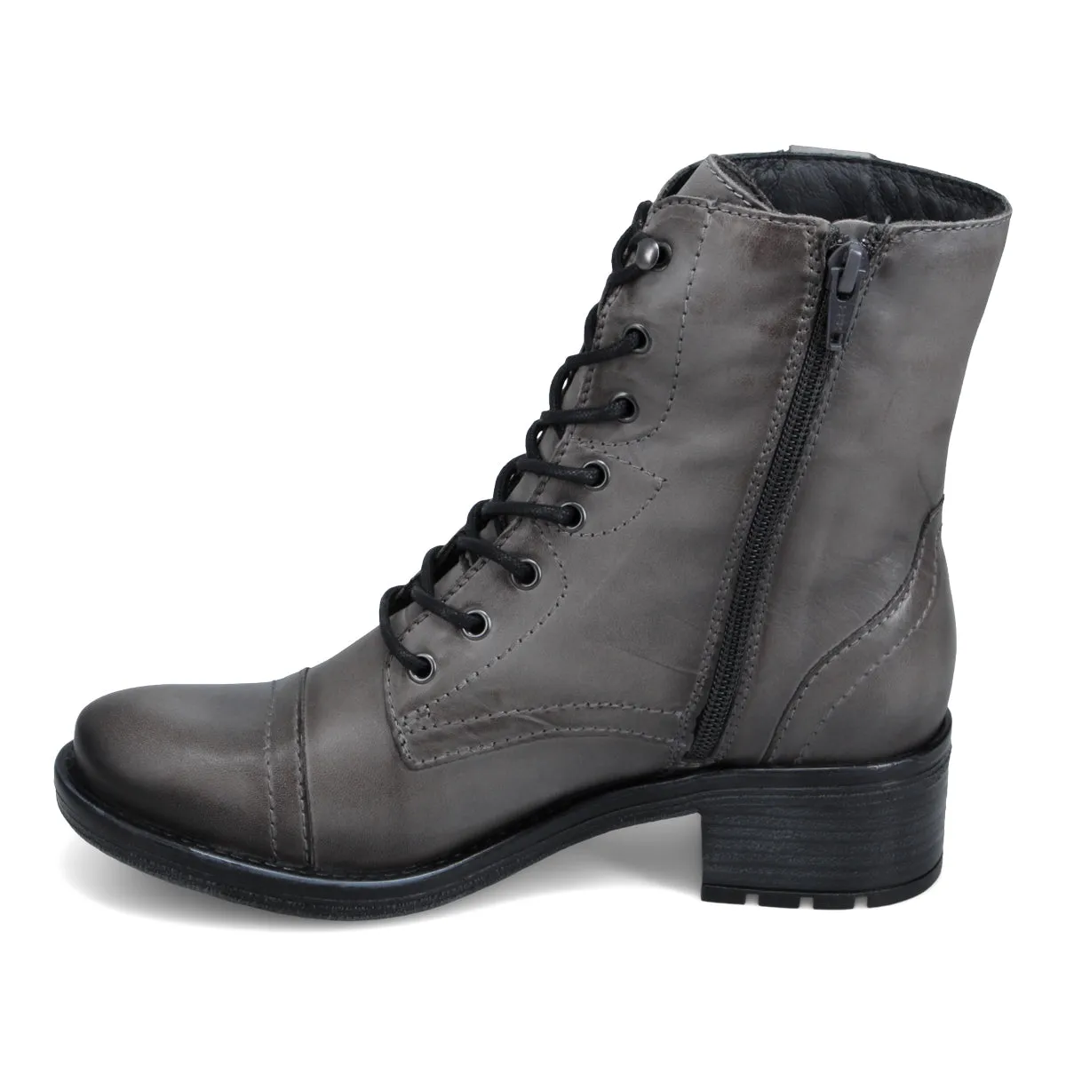 Calla Lace-up Boot