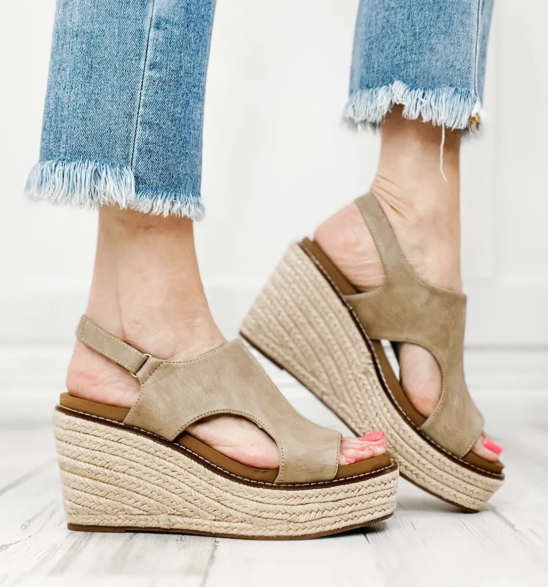 Corkys Freddie Wedge Taupe