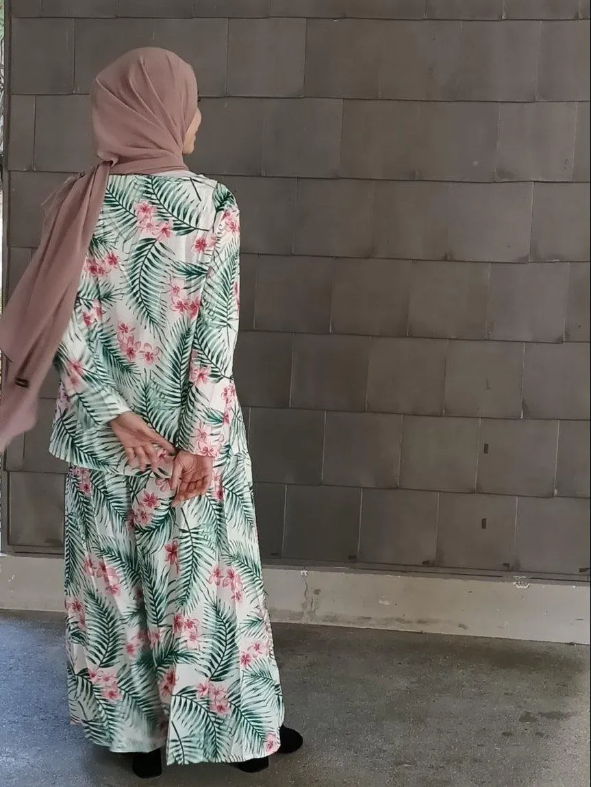 Kurung  Sets -  Skirts & Tops