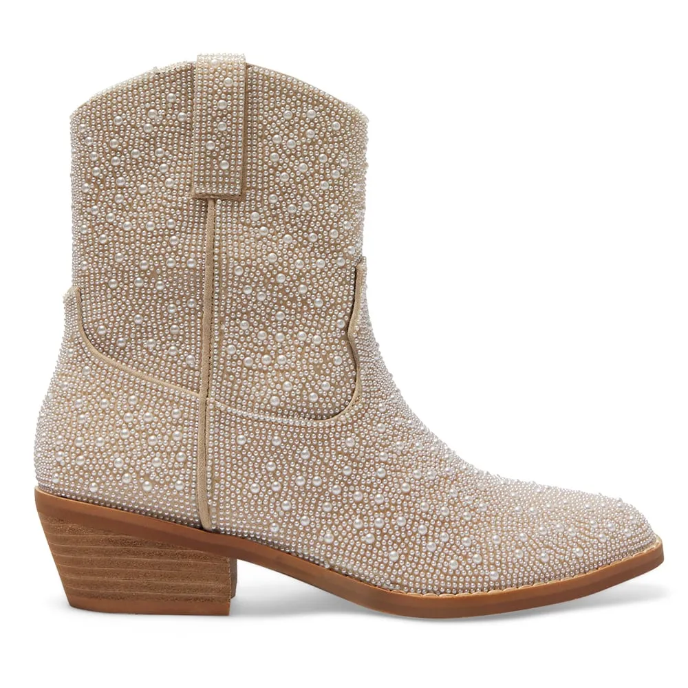 Lady Boot in Ivory Pearl