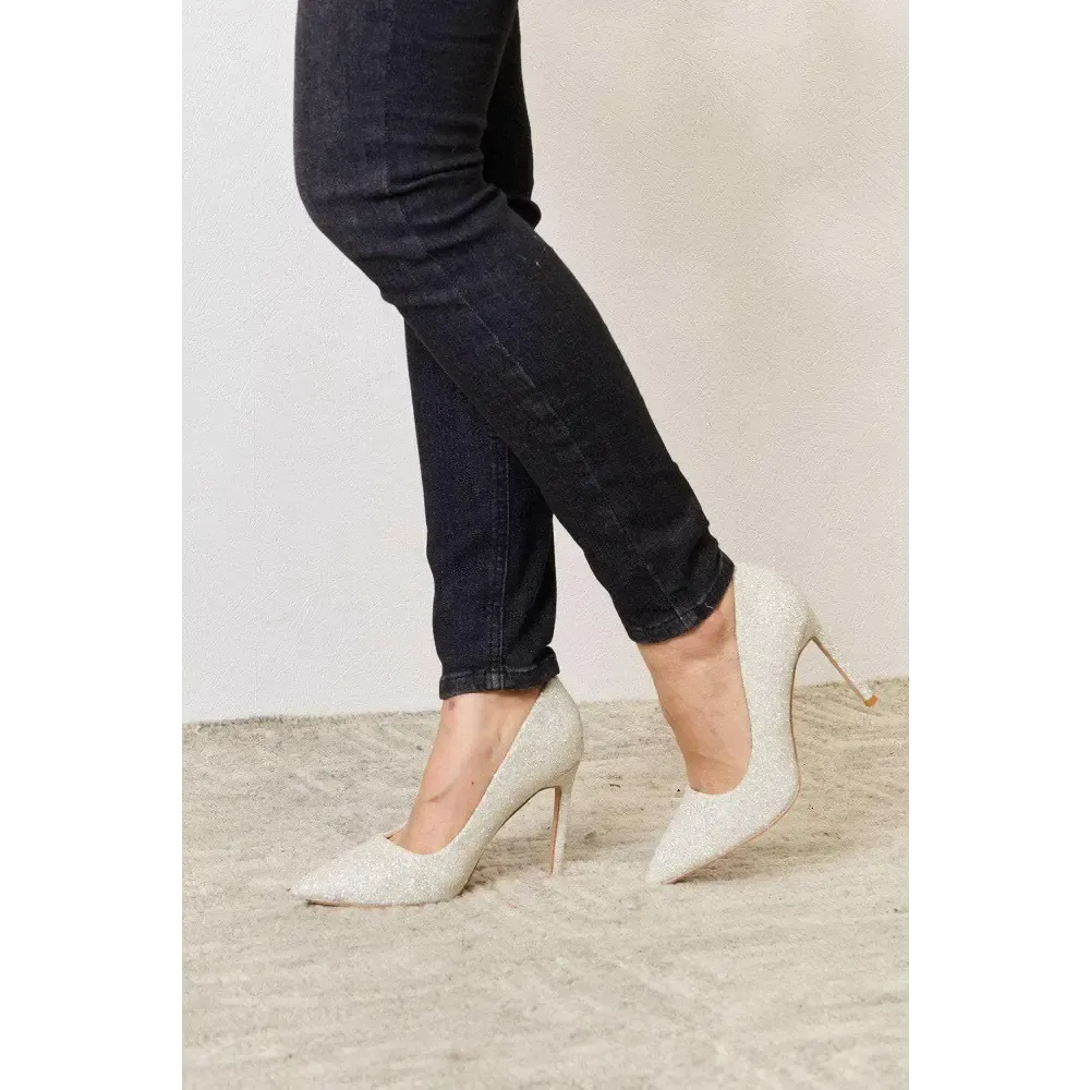Melody Closed Toe Heels Redefining Luxury Fashion for Women