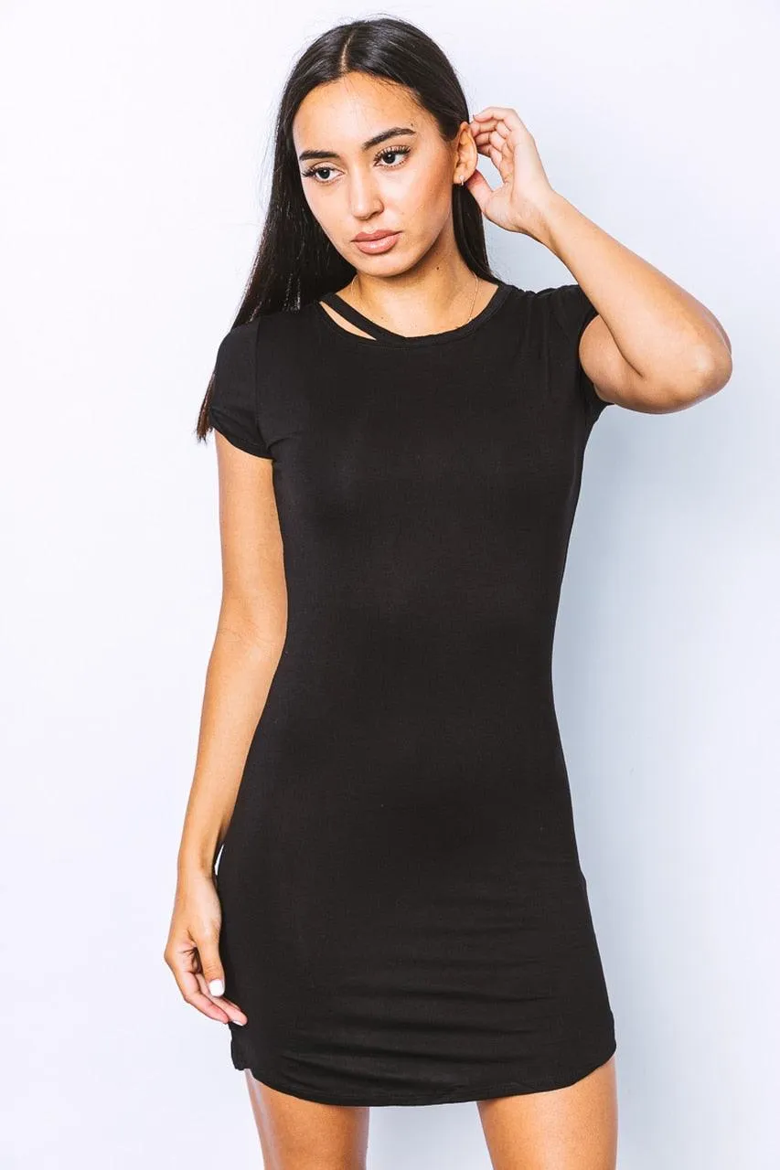 THE LITTLE BLACK DRESS AGAIN